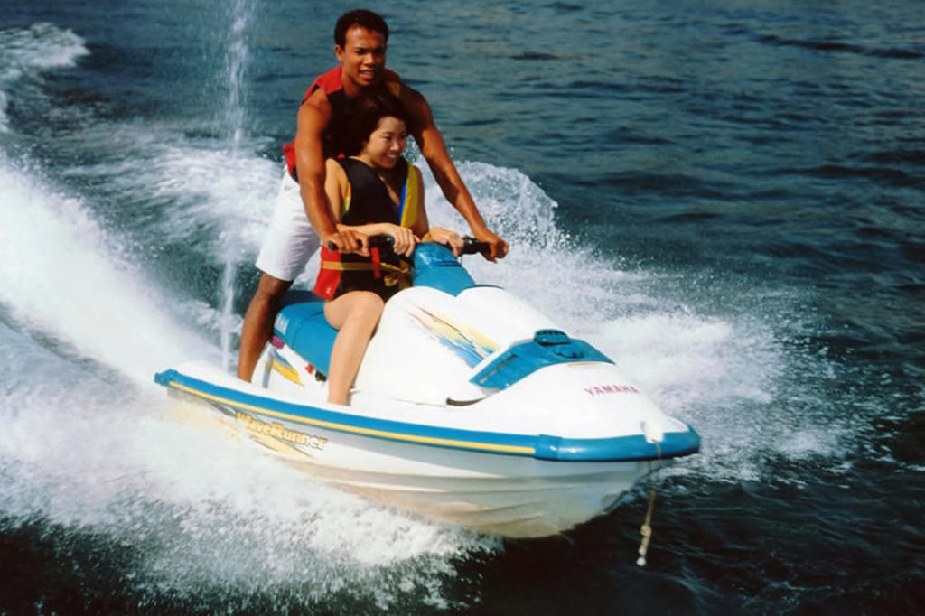 Hotel Nikko Bali Benoa Beach Νούσα Ντούα Εξωτερικό φωτογραφία Jet skiing