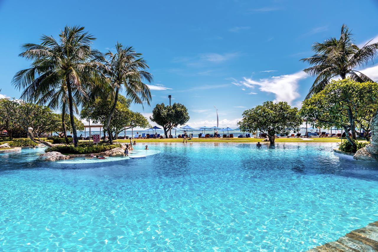 Hotel Nikko Bali Benoa Beach Νούσα Ντούα Εξωτερικό φωτογραφία The pool at the Shangri-La Hotel, Kuala Lumpur