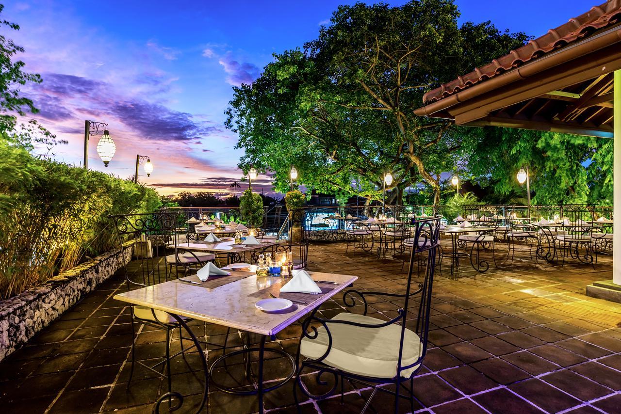Hotel Nikko Bali Benoa Beach Νούσα Ντούα Εξωτερικό φωτογραφία The Terrace at the Royal River Hotel